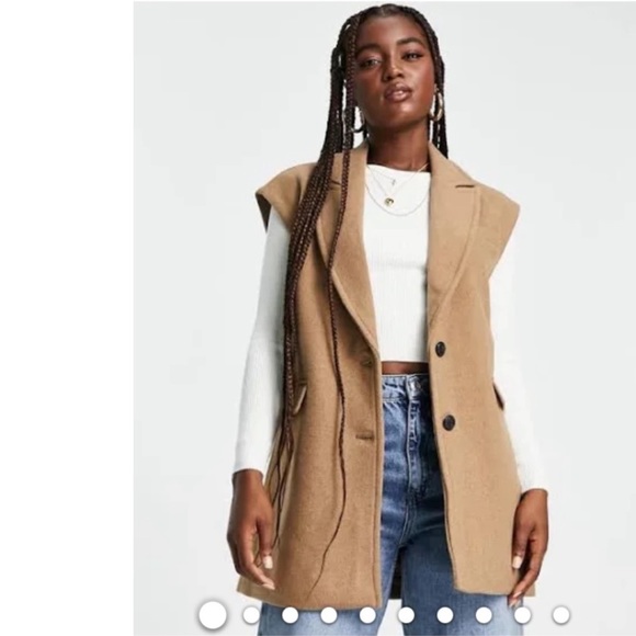 33. Calvin Klein Vest in Khaki Stripes, Size 16 - Picture 13 of 15